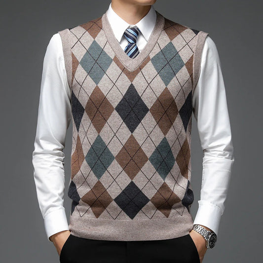 Arvid | Sleeveless knit vest with argyle pattern and V-neck
