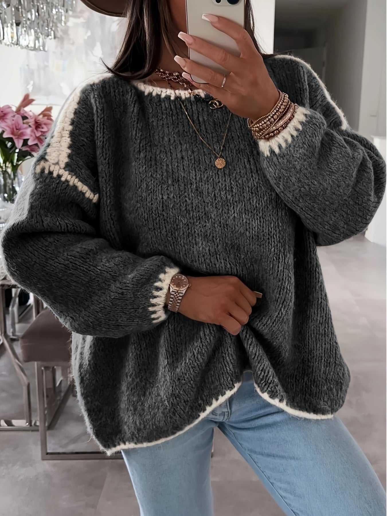 Anette Dame Sweater | Løstsiddende Uldtrøje med Bådudskæring og Kontrasterende Detaljer 5