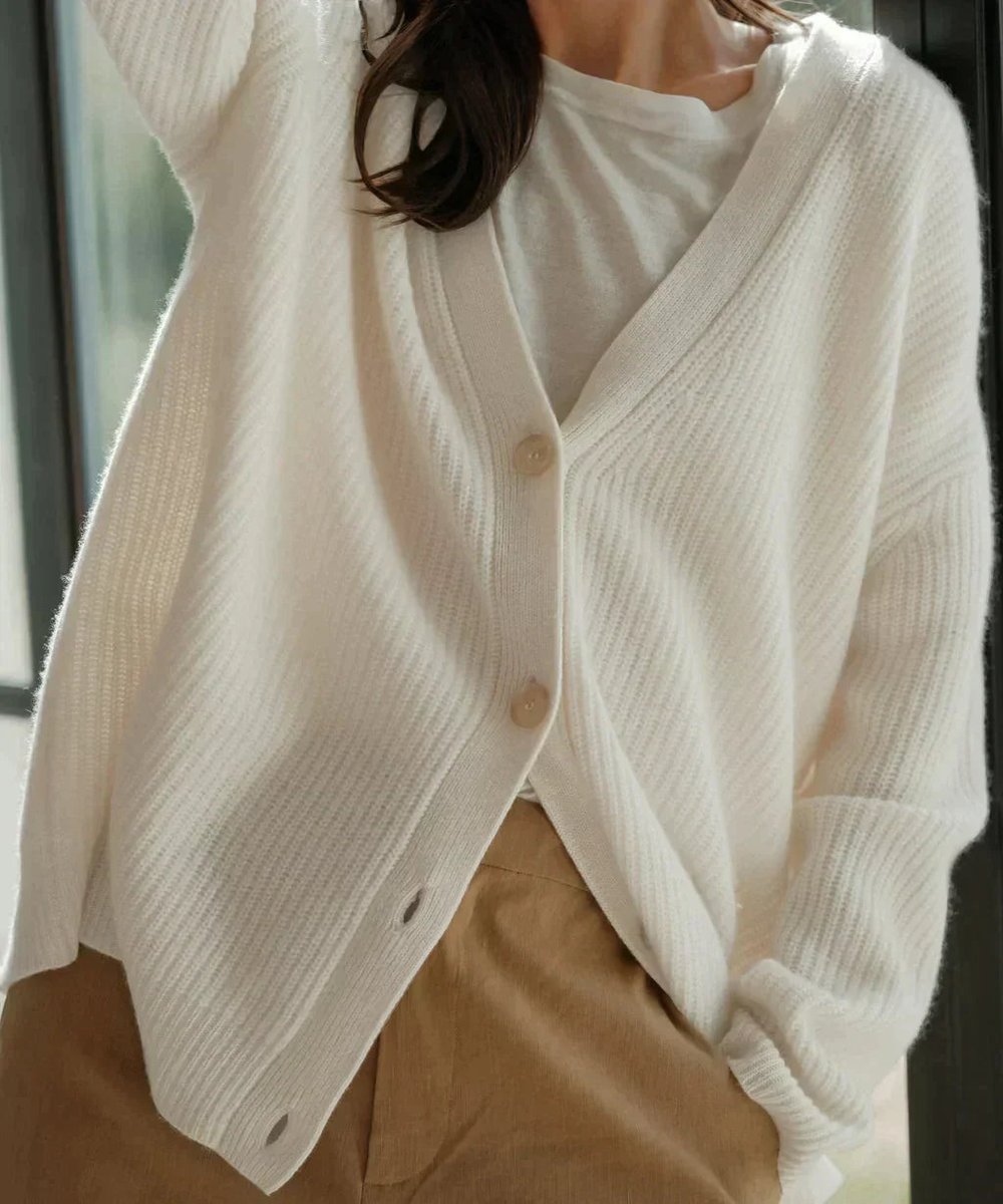 Astrid Cardigan Dame | 100% Kashmir, V-Hals, Klassisk Pasform 2