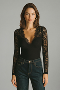 Bella Bluse | Slim Fit, V-Hals, Blondeærmer