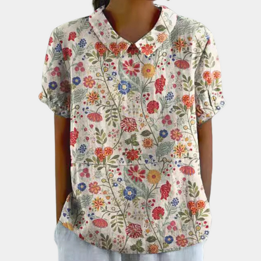 Bruna Bluse | Pastoral Blomsterprint, Rund Hals, Kortærmet 0