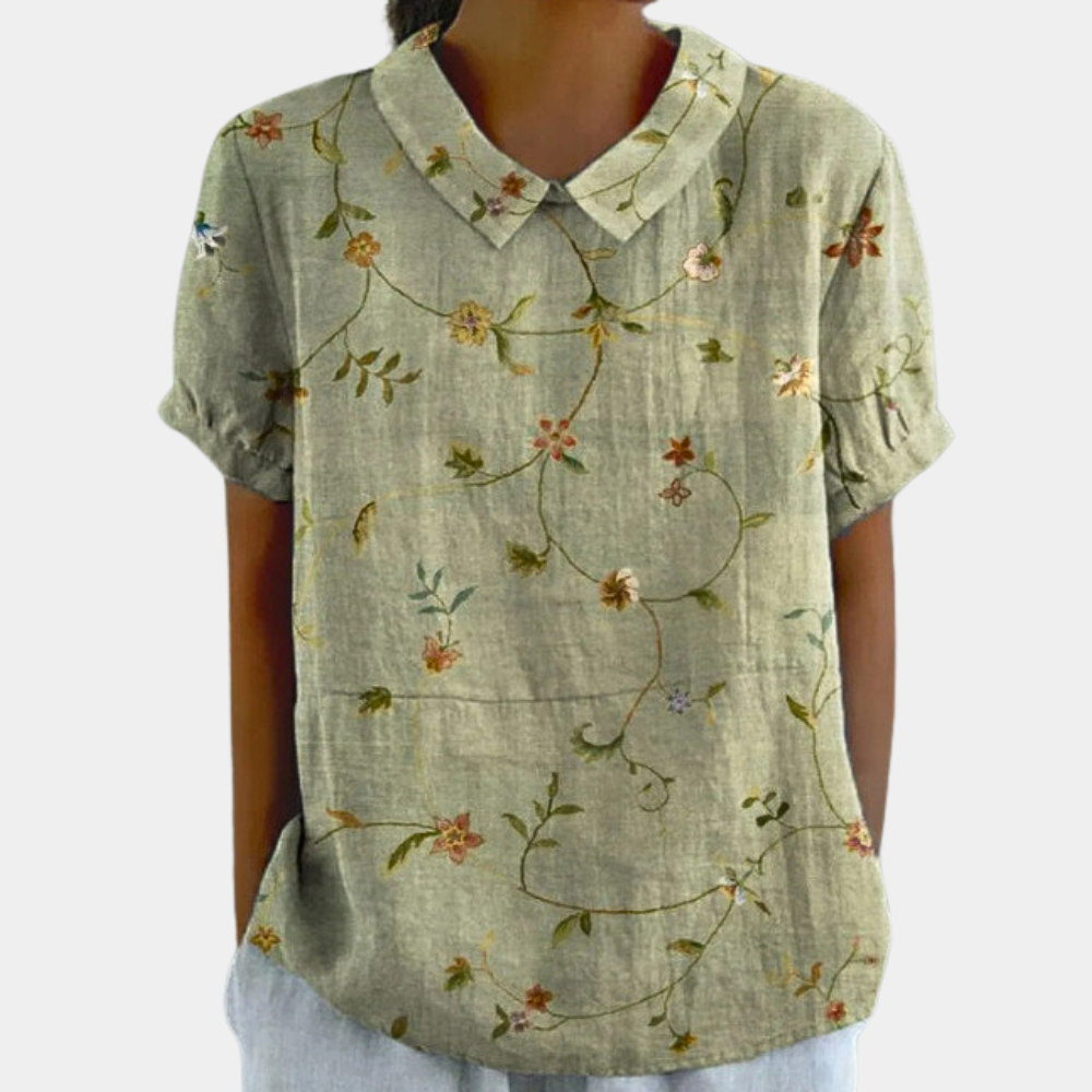 Bruna Bluse | Pastoral Blomsterprint, Rund Hals, Kortærmet 2