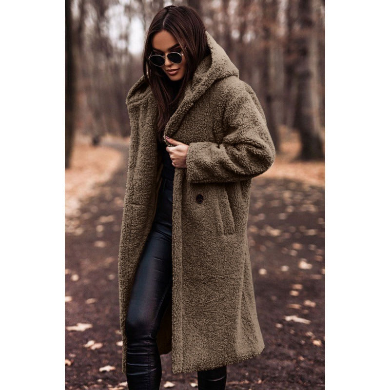 Lang frakke med hætte og to forlommer i beige/sandfarvet bouclé-look