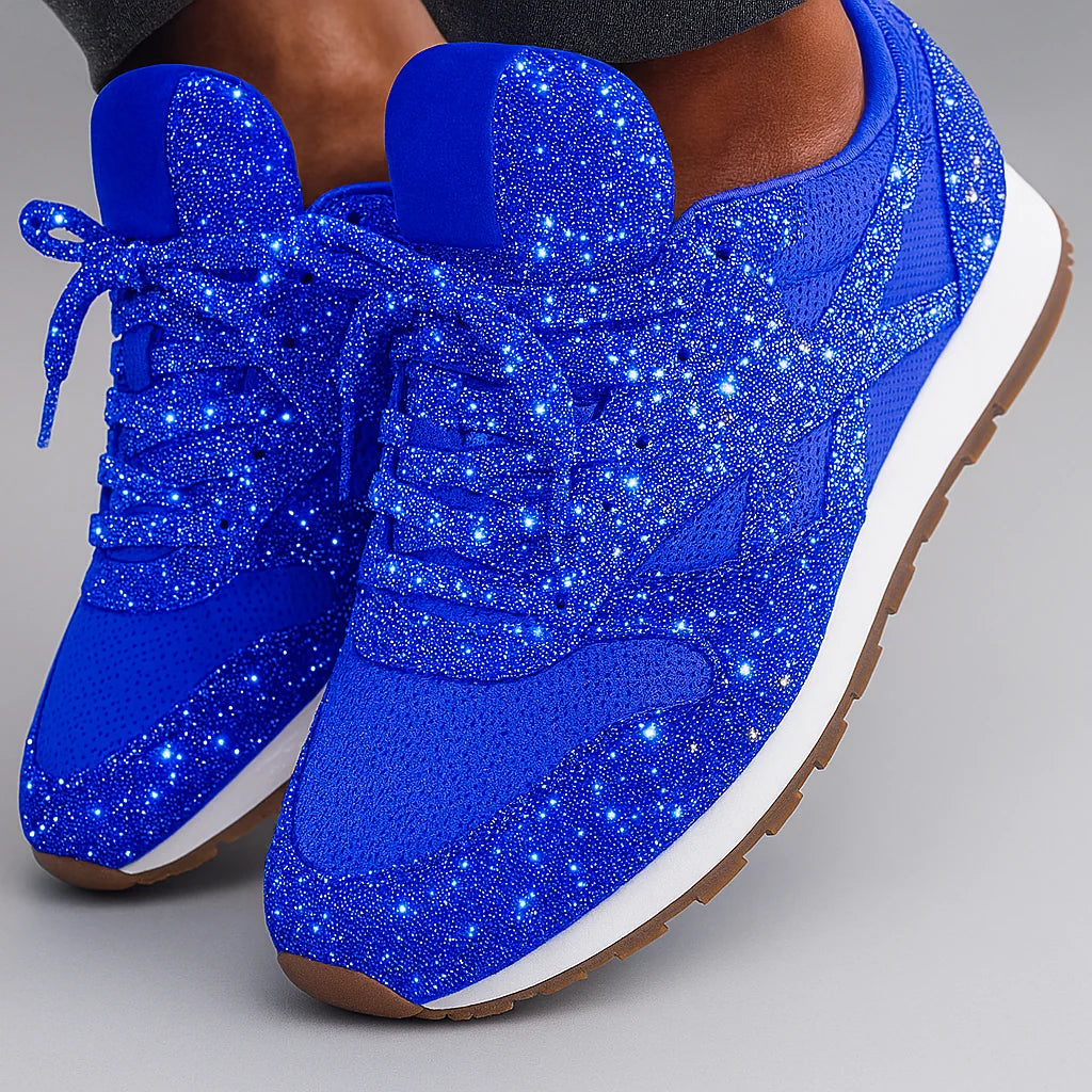 Blå glittersneakers med snørebånd og tandet gummisål