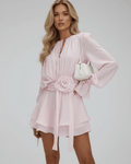 Florence Mini Kjole | 3D Blomster, Flare Ærmer, Bodycon Design
