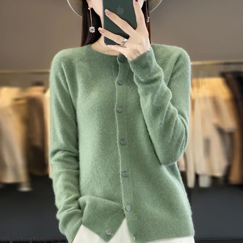 Helle Cardigan | Rund Hals, Tættsiddende Snit 6