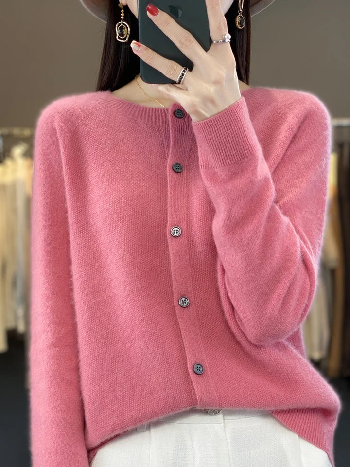 Helle Cardigan | Rund Hals, Tættsiddende Snit 7