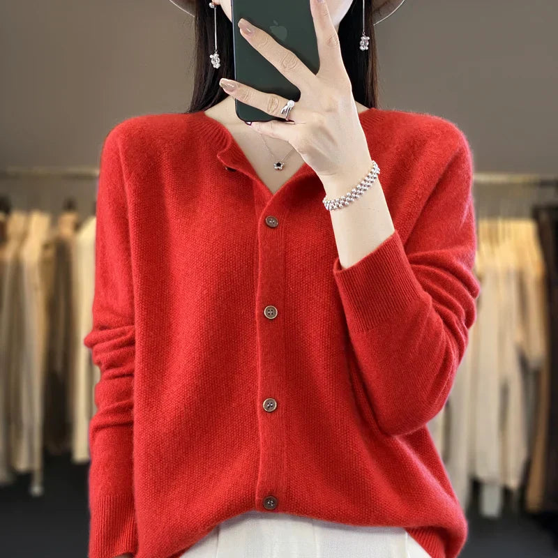 Helle Cardigan | Rund Hals, Tættsiddende Snit 9