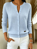 Hera Cardigan Dame | Strikket med Snoninger og Knapper