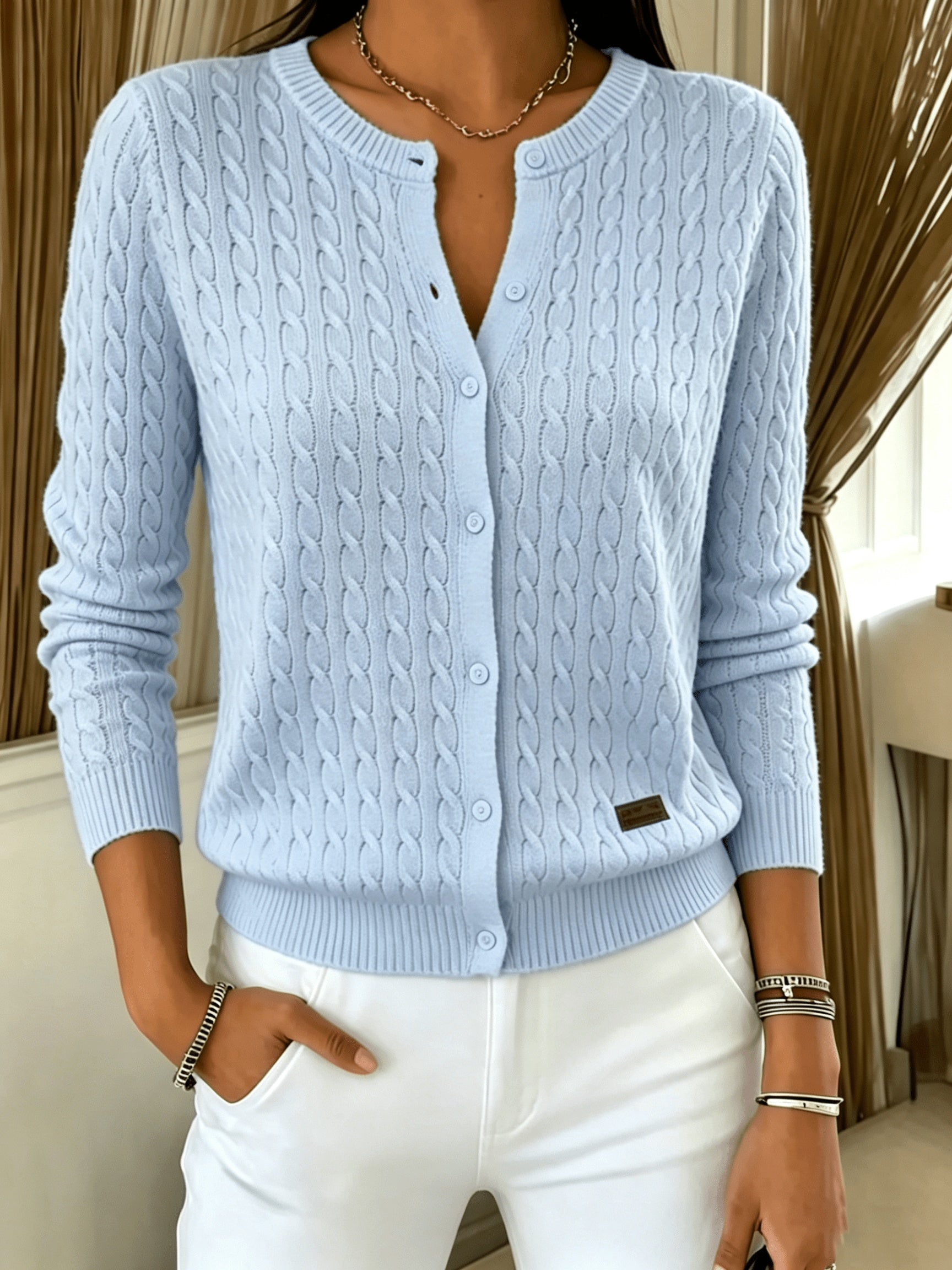 Hera Cardigan Dame | Strikket med Snoninger og Knapper 0