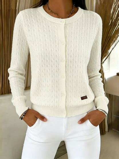 Hera Cardigan Dame | Strikket med Snoninger og Knapper 8