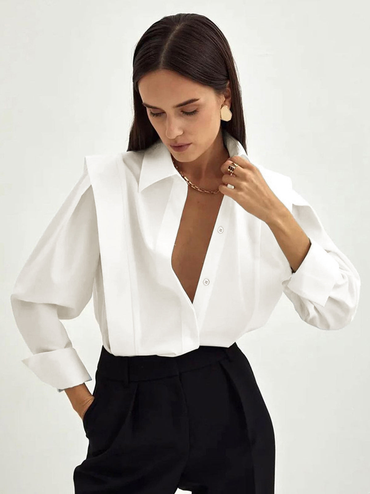 Klara Klassisk Bluse | Polyester, Lige Pasform, Krave 1