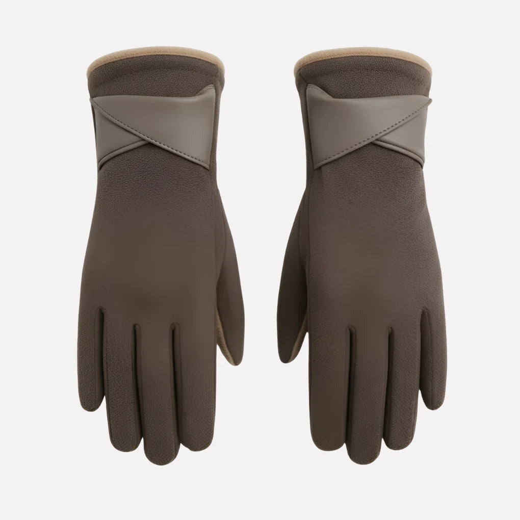 Taupe handsker med krydsende paneler og kontrastmanchet, korte fingre.