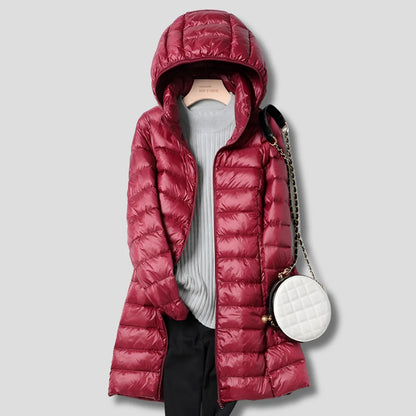 Iris | Long puffer jacket with hood and horizontal quilting