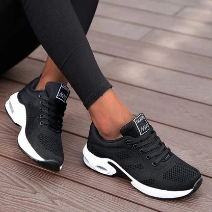 Molly | Sneakers with knitted upper and air cushion
