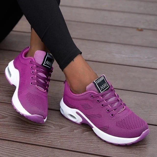 Molly | Sneakers with knitted upper and air cushion