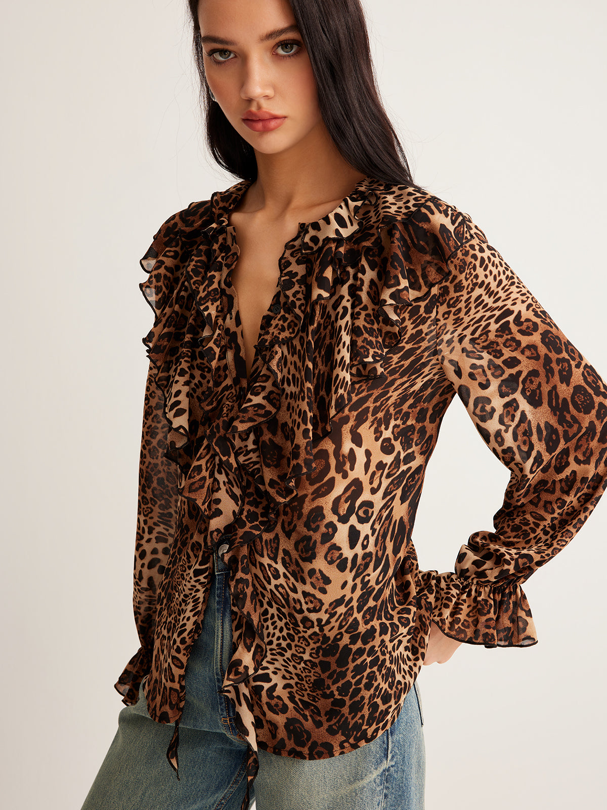 Liora Chiffonbluse | Leopardprint, Flæseudskæring 2