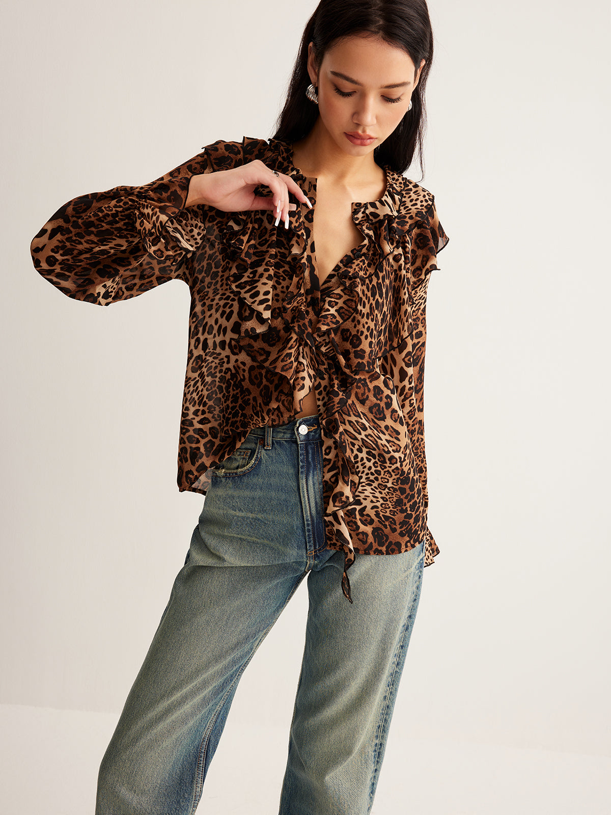 Liora Chiffonbluse | Leopardprint, Flæseudskæring 4