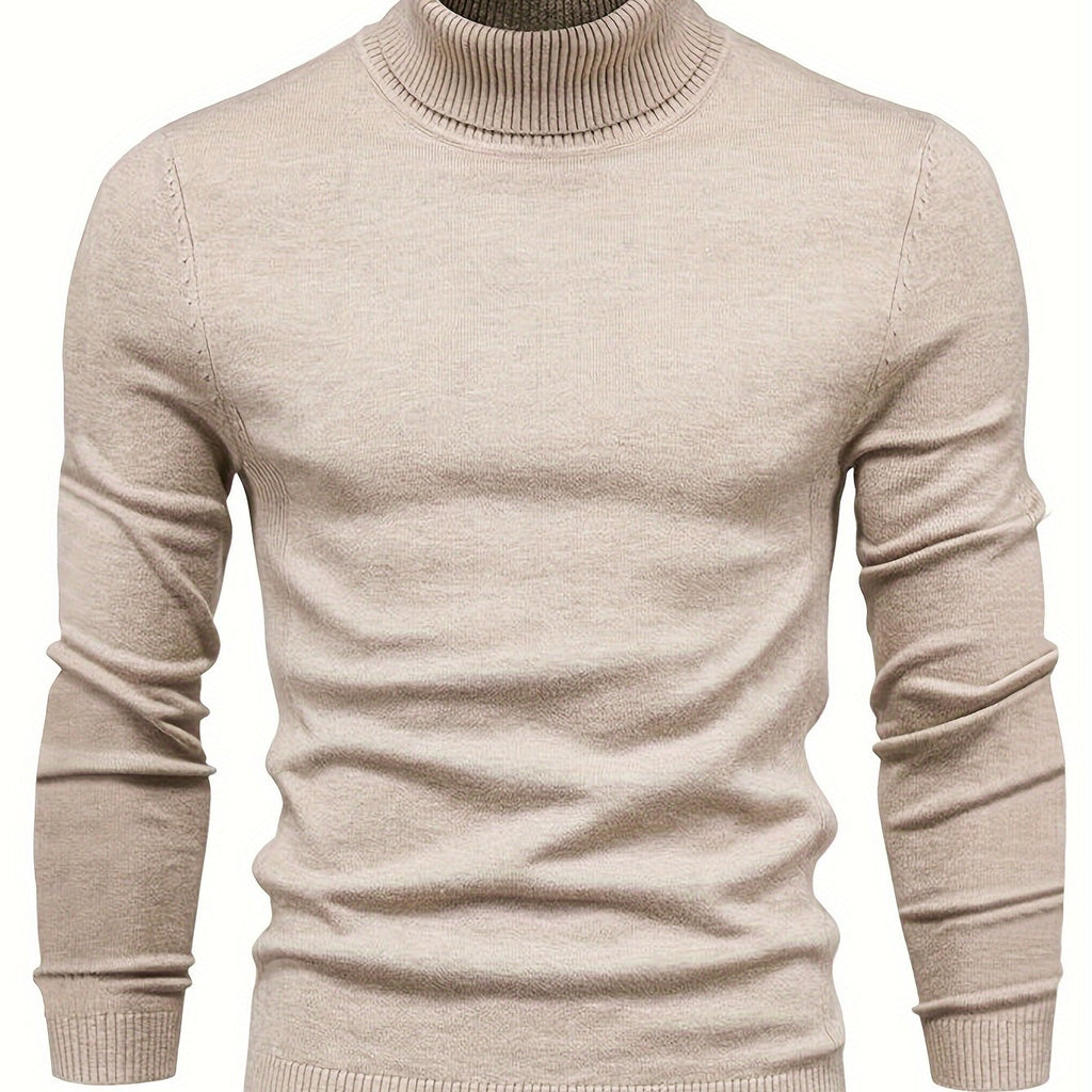 Klassisk sweater med høj hals i beige med ribbet krave, manchetter og nederkant.