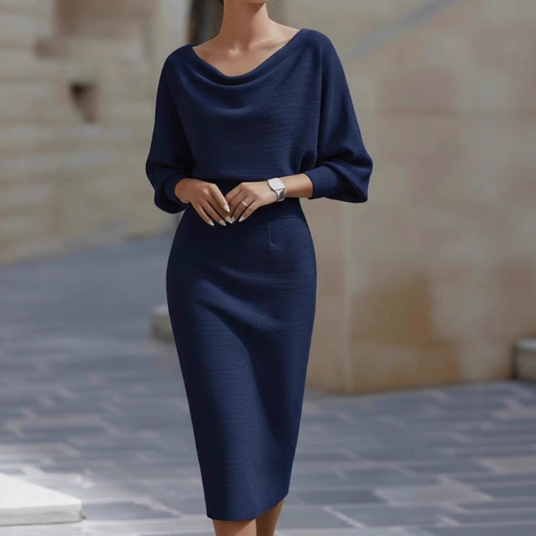 Mira Midi Kjole | Cowl Halsudskæring, Flagermusærmer, Slim Fit 5