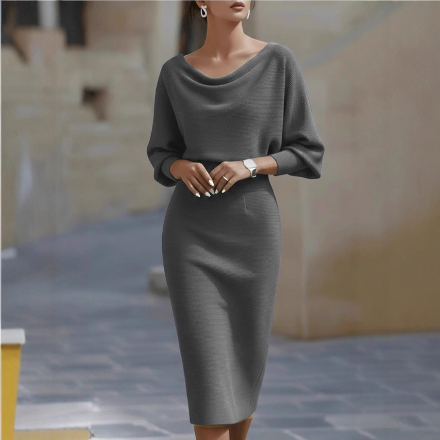 Mira Midi Kjole | Cowl Halsudskæring, Flagermusærmer, Slim Fit 6