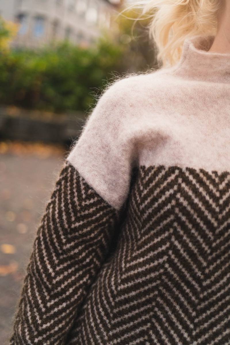 Nora Uldtrøje Dame | Faux Cashmere, Struktureret Rullekrave 7