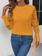 Sila Blomsterblonde T-shirt | Elegant Rund Hals 8