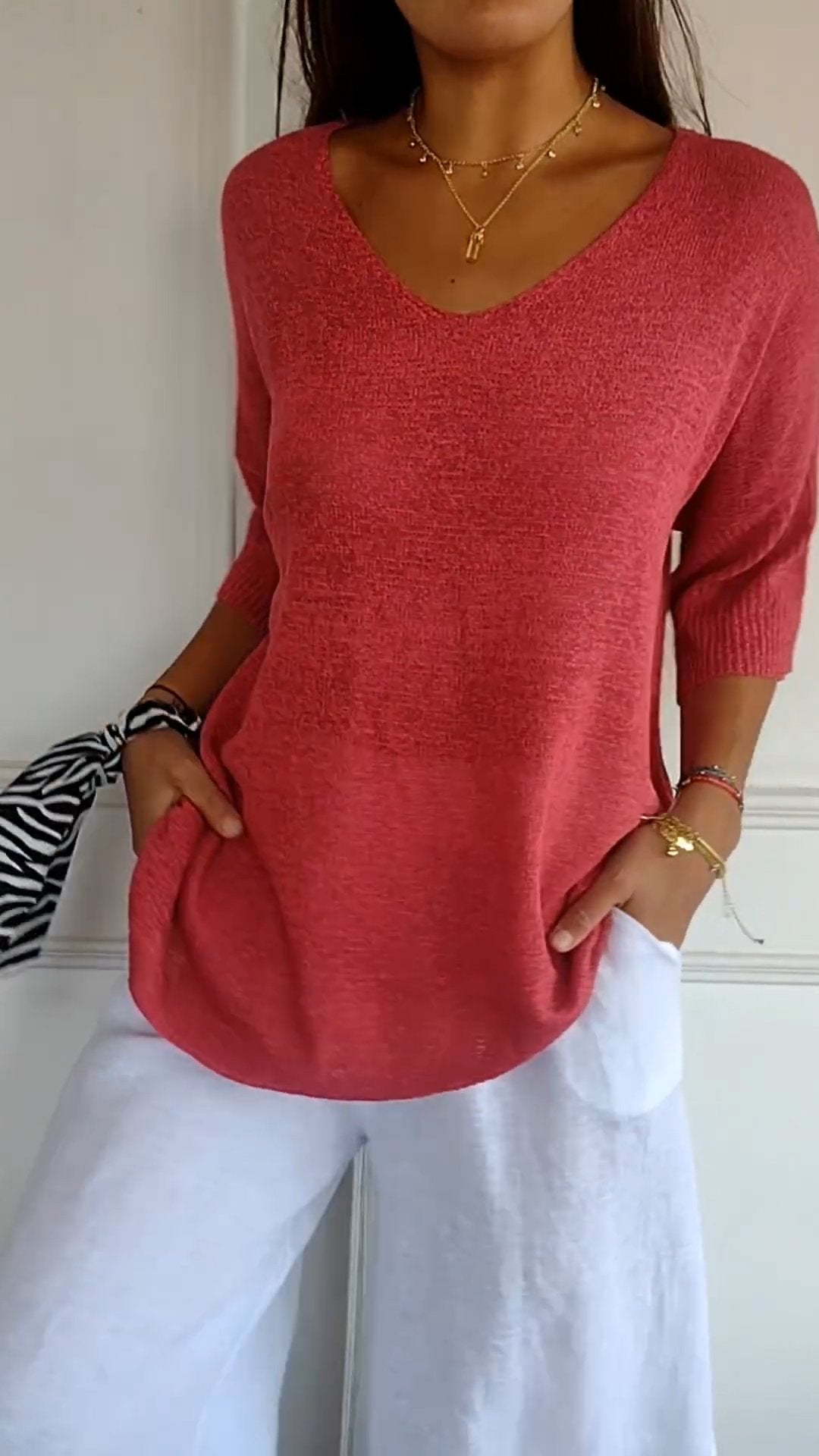 Vela ¾-ærmet V-hals Top | Komfortabel, Løs Pasform 2