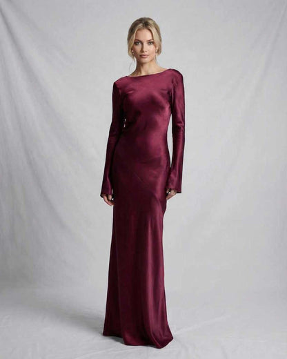 Vesper Maxi Kjole | Satin, Slank Pasform, Lange Ærmer, Dyb Bordeaux 1
