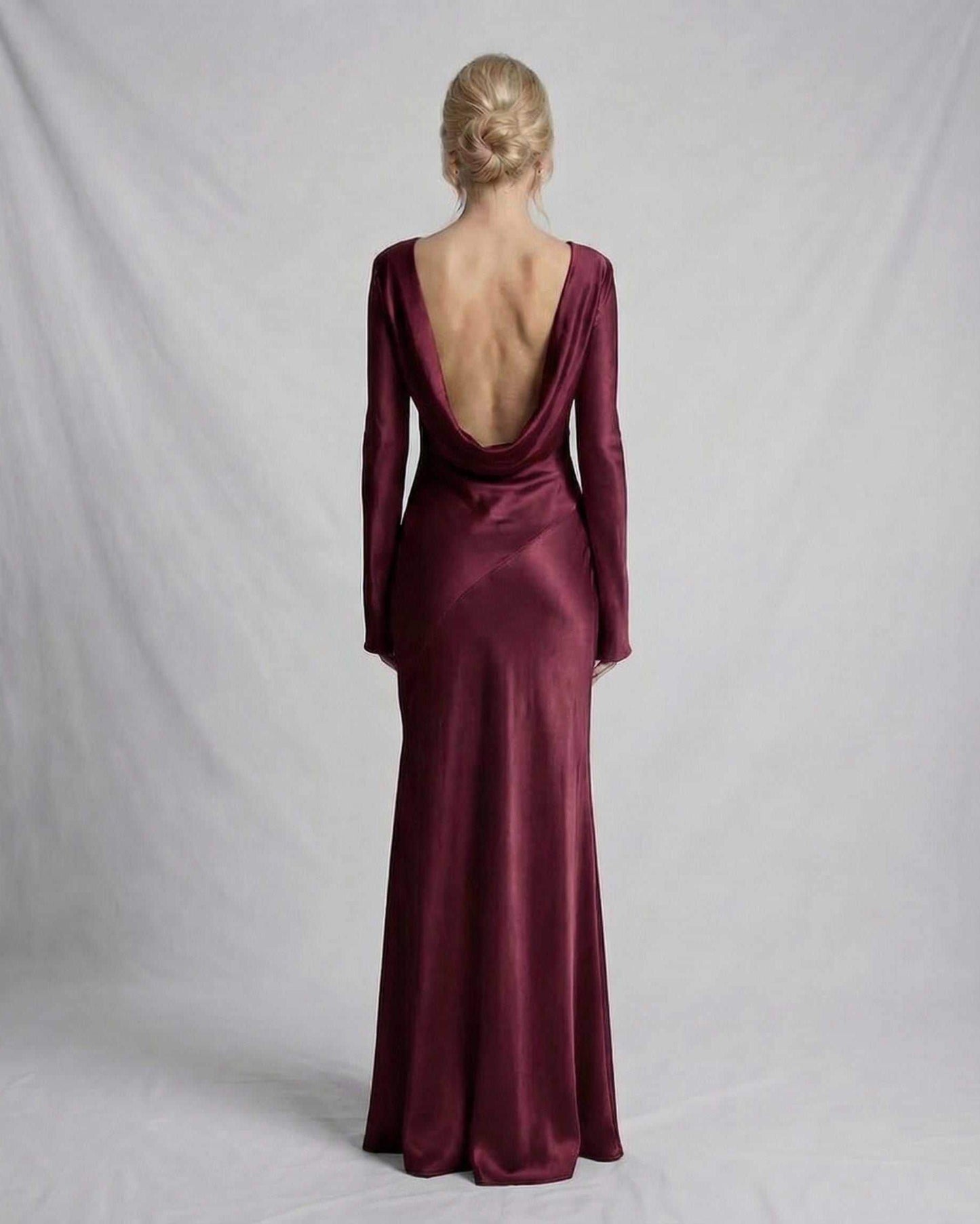 Vesper Maxi Kjole | Satin, Slank Pasform, Lange Ærmer, Dyb Bordeaux 2